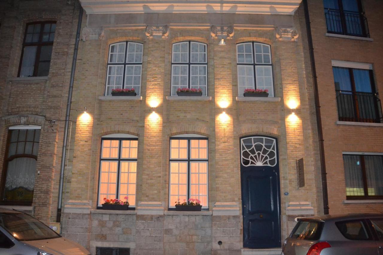 Ter Thuyne Bed & Breakfast อีปส์ ภายนอก รูปภาพ